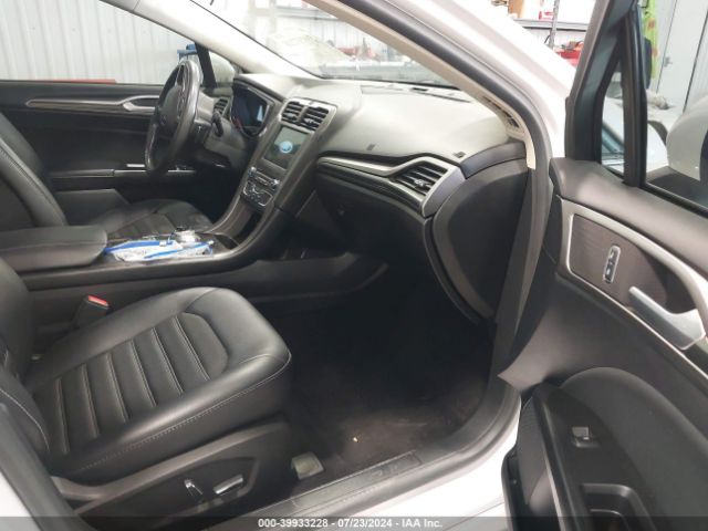 3FA6P0T92HR312578 Ford FUSION SE