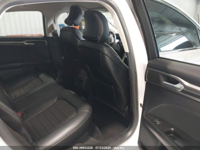 3FA6P0T92HR312578 Ford FUSION SE