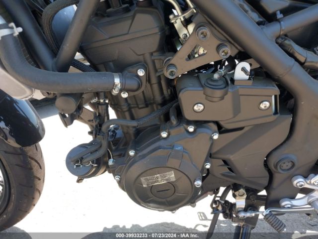 2023 YAMAHA YZFR3 MH3RH18Y6PK013447 Photo 8