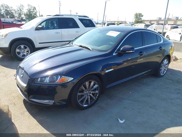 2012 JAGUAR XF SAJWA0FBXCLS36238 Photo 1