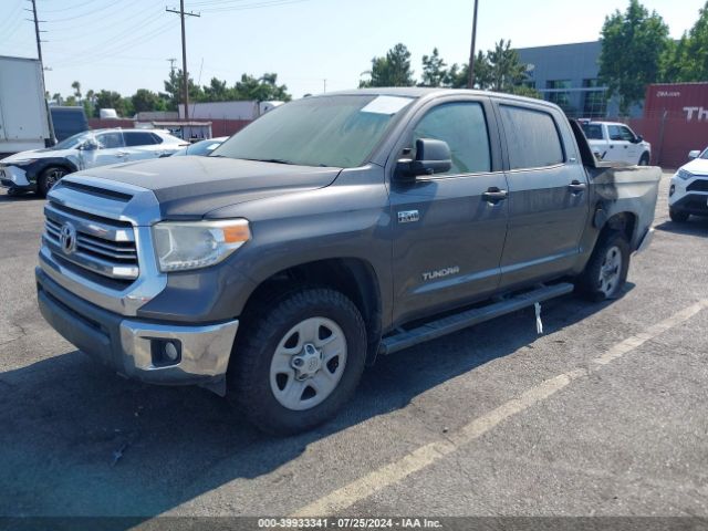 5TFEY5F18GX211217 Toyota Tundra Sr5 5.7l V8