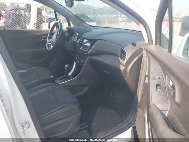 KL7CJPSB5KB955382 Chevrolet TRAX 1LT