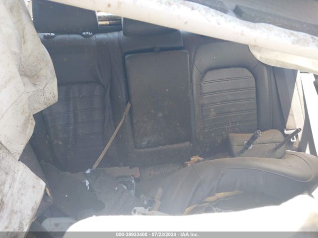 1VWBT7A33FC053247 Volkswagen PASSAT SE