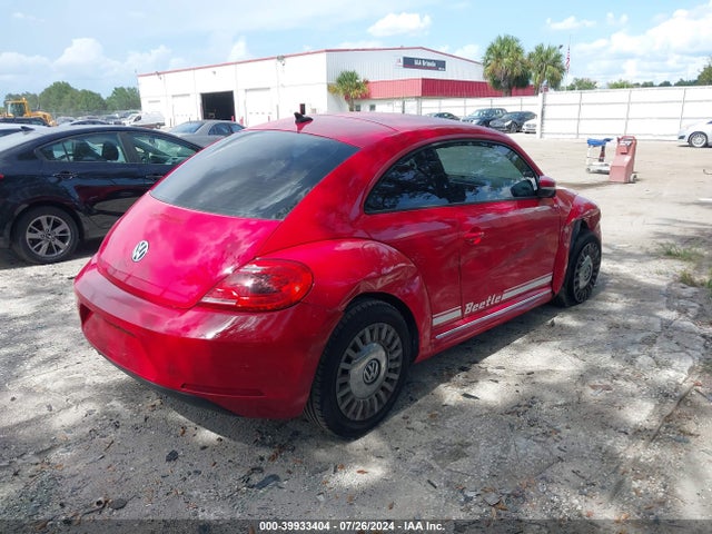 Volkswagen Beetle 2014 3VWJP7AT4EM632289 Image 4