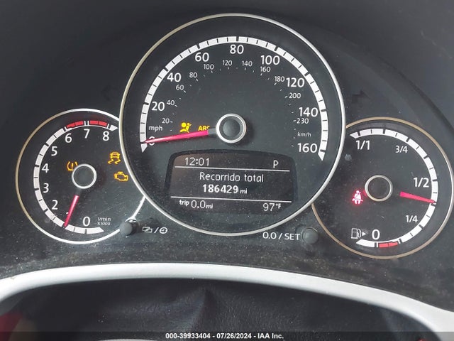 Volkswagen Beetle 2014 3VWJP7AT4EM632289 Image 7