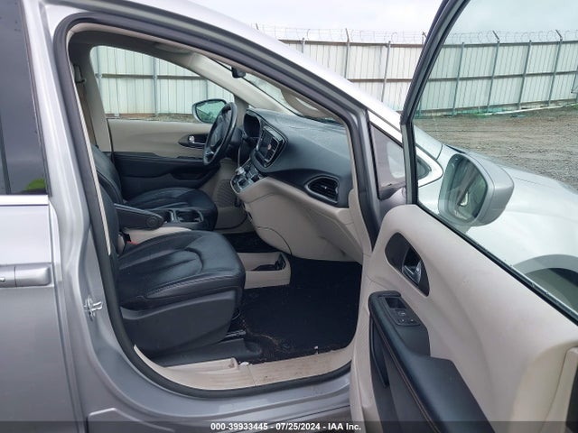2C4RC1BG1LR279600 Chrysler Pacifica Touring L