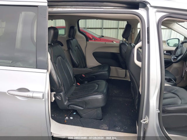2C4RC1BG1LR279600 Chrysler Pacifica Touring L