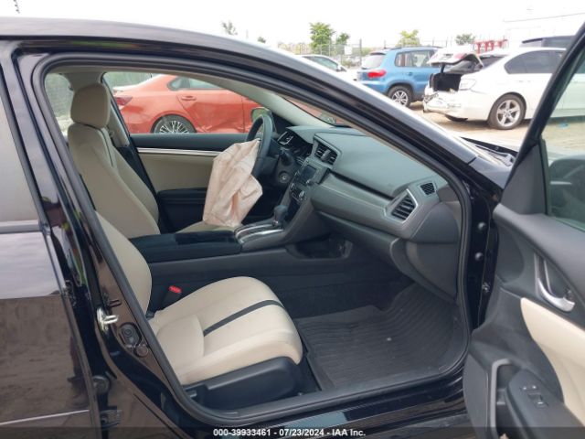 19XFC2F51GE066686 Honda Civic Lx