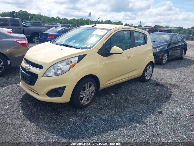 Chevrolet Spark 1lt Auto 2014 KL8CD6S93EC451888 Image 2