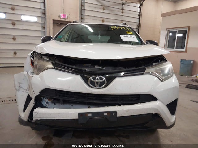 Toyota RAV4 LE 2016 JTMBFREV2GJ096024 Image 12