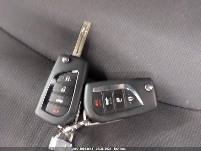 Toyota COROLLA LE 2022 JTDEPMAE6N3006619 Image 11