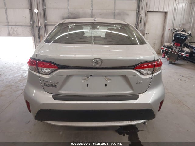 Toyota COROLLA LE 2022 JTDEPMAE6N3006619 Image 17