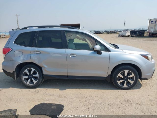 JF2SJAEC0JH506706 Subaru Forester 2.5i Premium