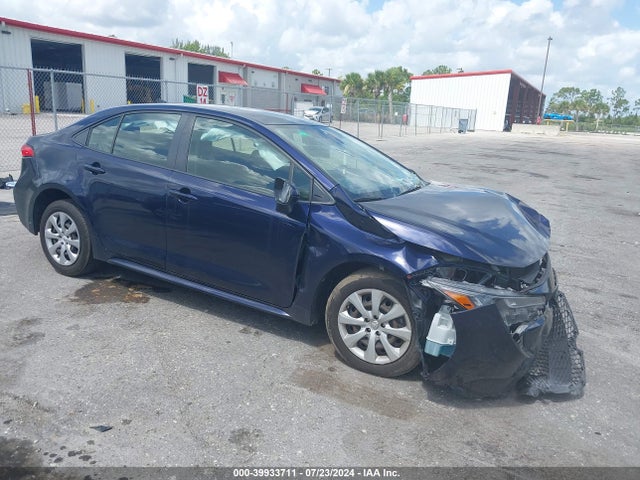 Toyota COROLLA LE 2021 JTDEPMAE8MJ173316 zdjęcie główne