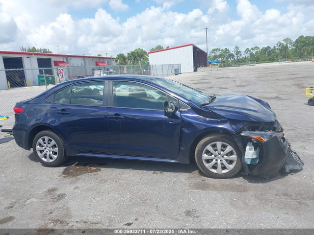 Toyota COROLLA LE 2021 JTDEPMAE8MJ173316 Image 13