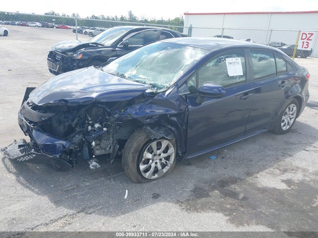 Toyota COROLLA LE 2021 JTDEPMAE8MJ173316 Image 2