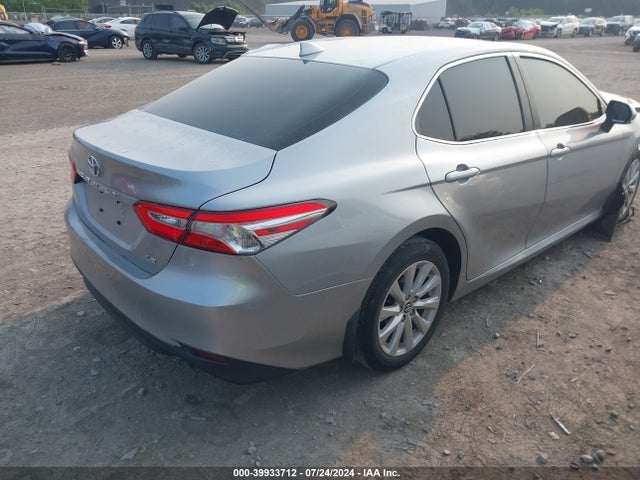 Toyota CAMRY LE 2020 4T1C11AK7LU913007 Image 4