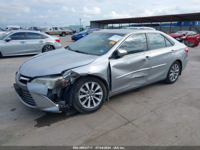 4T1BF1FK0FU932735 Toyota CAMRY XLE