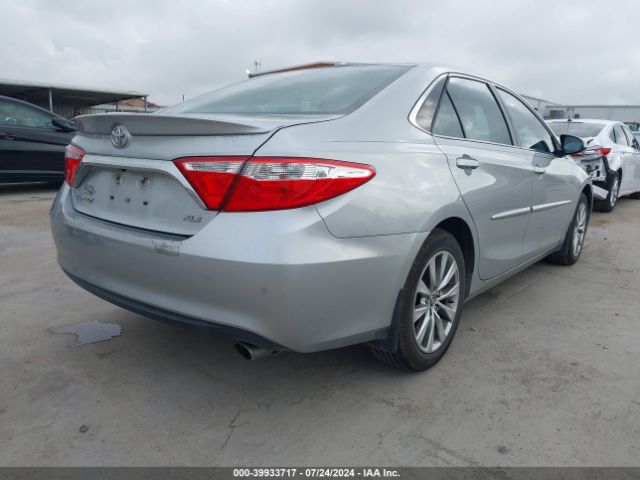4T1BF1FK0FU932735 Toyota CAMRY XLE