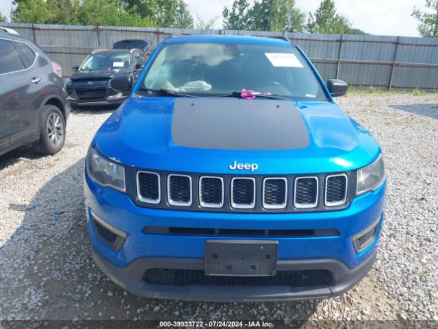 3C4NJDAB7JT284449 Jeep Compass Sport