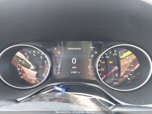 3C4NJCCB8JT488524 Jeep Compass Limited Fwd
