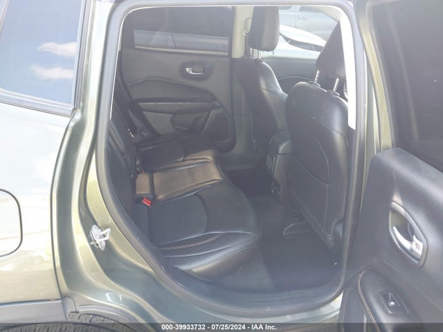 3C4NJCCB8JT488524 Jeep Compass Limited Fwd