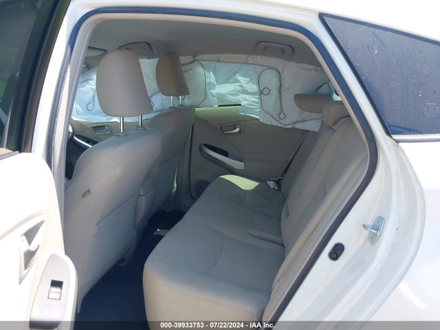 Toyota Prius Three 2014 JTDKN3DU9E1778176 Image 8