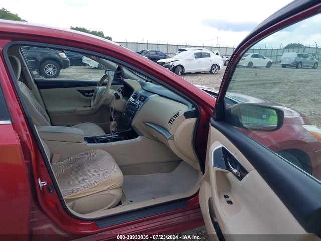 Nissan Altima 2.5 S 2014 1N4AL3AP0EC154020 Image 5