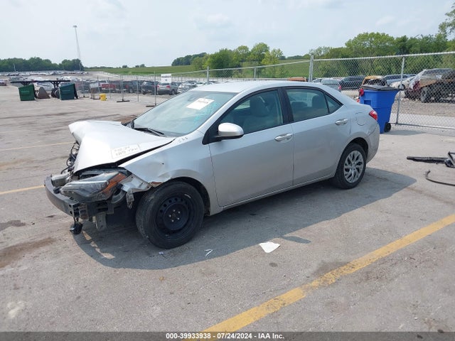 Toyota COROLLA LE 2017 2T1BURHE4HC899156 Image 2