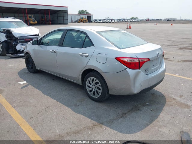 Toyota COROLLA LE 2017 2T1BURHE4HC899156 Image 3