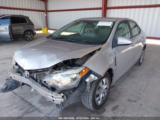 Toyota COROLLA LE 2015 5YFBURHE1FP223471 Image 2