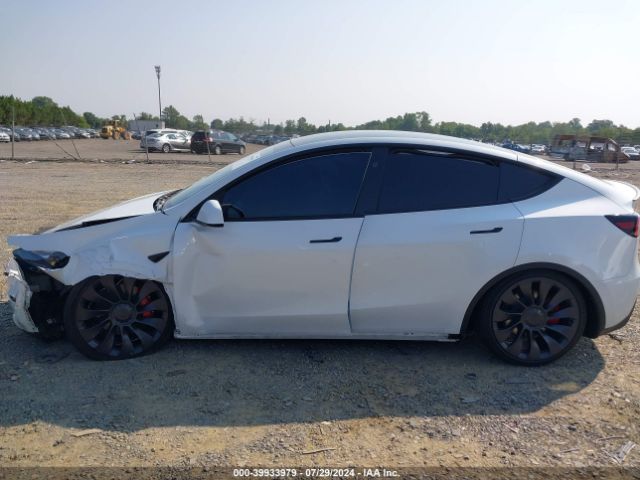 7SAYGDEF1RF040382 Tesla Model Y Performance Dual Motor All-wheel Drive