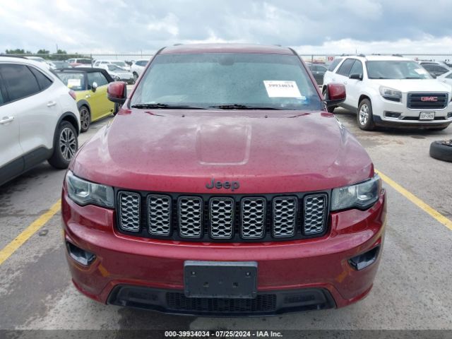 1C4RJEAG4JC158807 Jeep Grand Cherokee Altitude 4x2