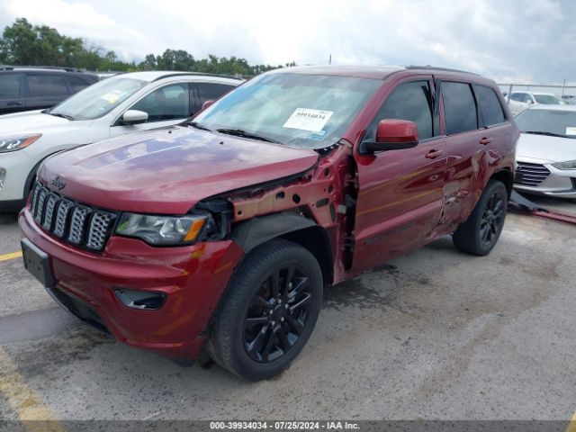 1C4RJEAG4JC158807 Jeep Grand Cherokee Altitude 4x2