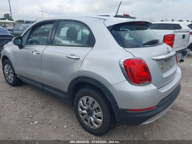 2016 FIAT 500X ZFBCFXAT8GP381968 Photo 2