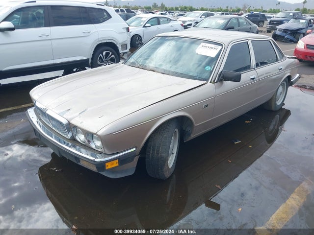 1988 JAGUAR VANDENPLAS SAJKV1649JC521407 Photo 1