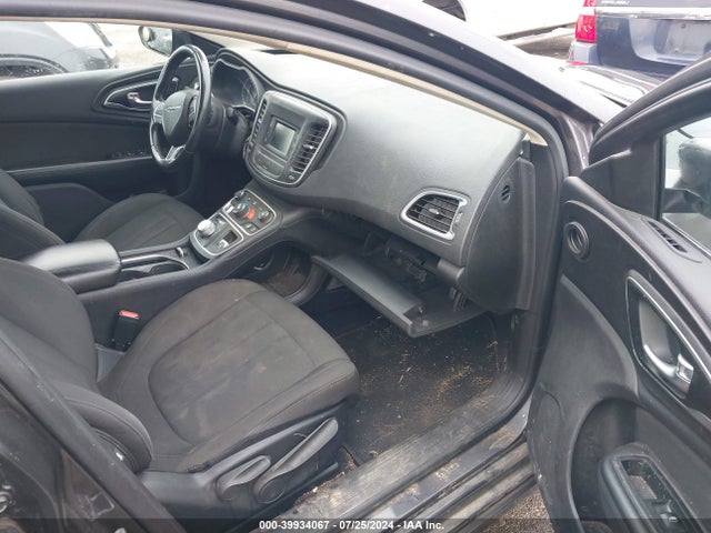 1C3CCCAB8GN136948 Chrysler 200 Limited
