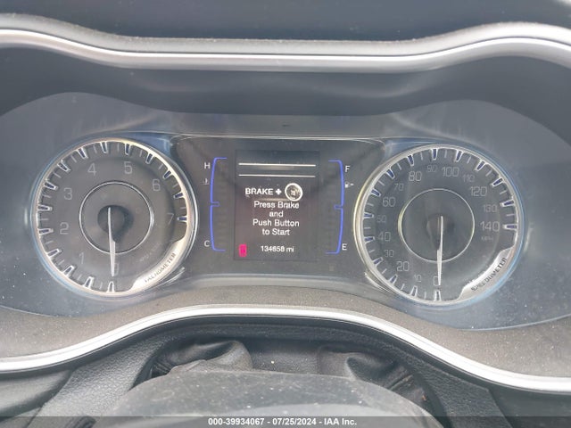 1C3CCCAB8GN136948 Chrysler 200 Limited