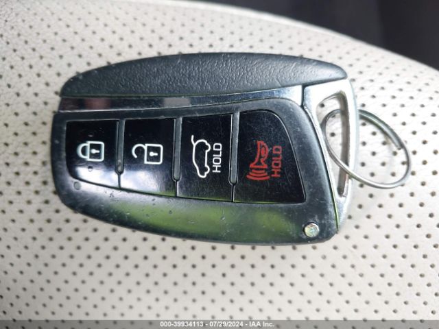 5XYZU3LB2HG473818 Hyundai Santa Fe Sport 2.4l