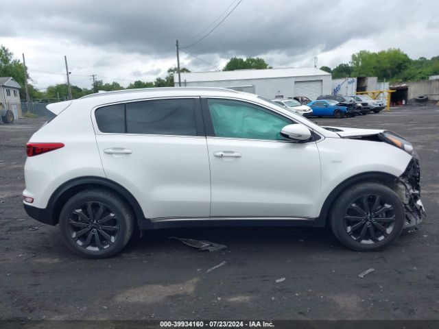 KNDPNCAC5J7398891 KIA Sportage Ex