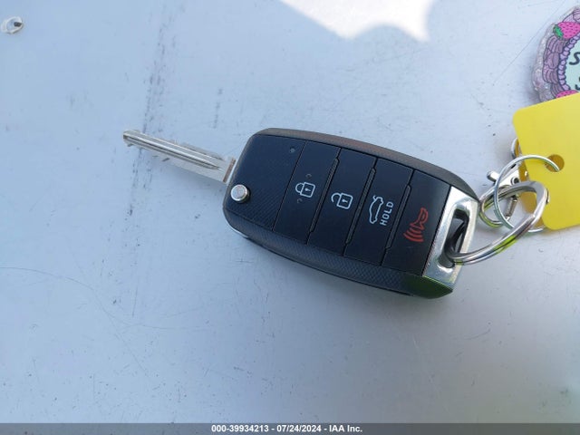 KIA FORTE LX 2017 3KPFK4A75HE138840 Image 11