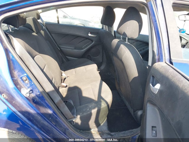 KIA FORTE LX 2017 3KPFK4A75HE138840 Image 8