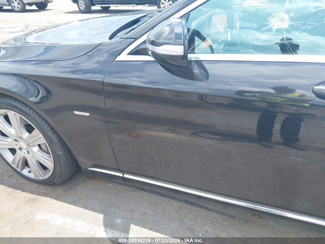 WDDUG8CB8EA008072 Mercedes-Benz S 550