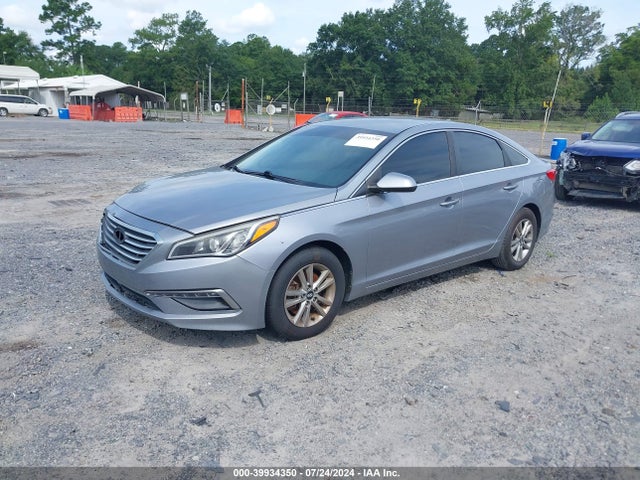 Hyundai SONATA SE 2015 5NPE24AF3FH158418 Image 2
