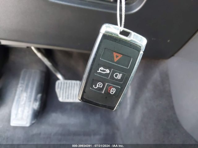 SALRG2RV5JA059613 Land Rover Discovery Se