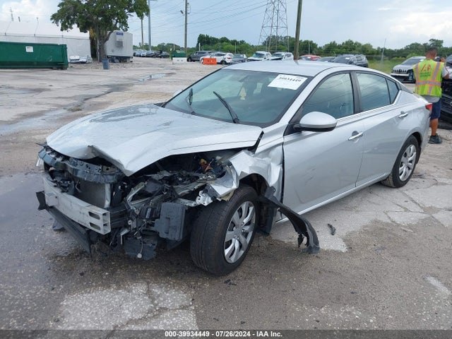 Nissan Altima 2.5 S 2019 1N4BL4BV2KC142549 Image 2