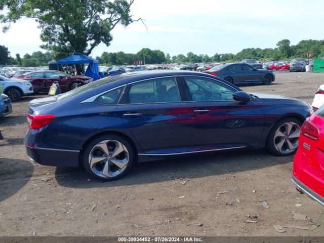 1HGCV2F95KA025541 Honda Accord Touring 2.0t