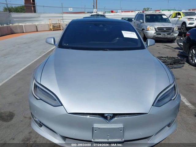 Tesla Model S 60/70/75/85 2016 5YJSA1E16GF160134 Image 12