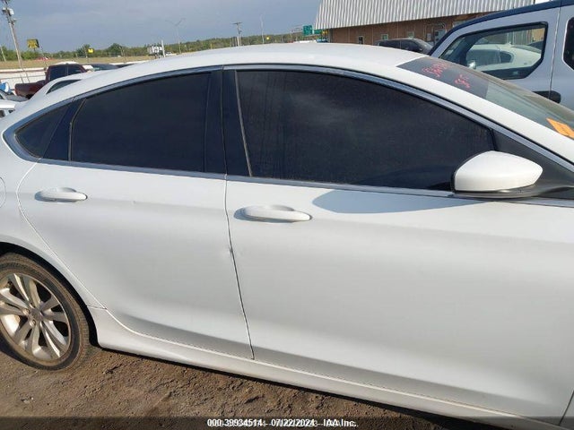 Chrysler 200 Limited 2015 1C3CCCAB1FN541287 Image 12