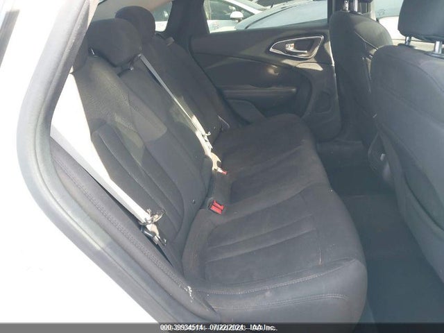 Chrysler 200 Limited 2015 1C3CCCAB1FN541287 Image 8